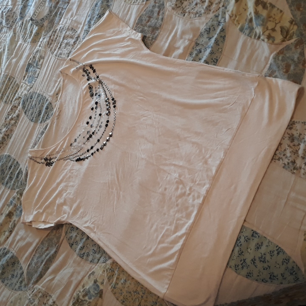 NY&Co shirt with beading